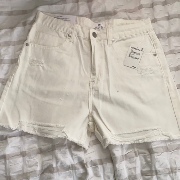 BP SHORTS - Picture 1 of 4